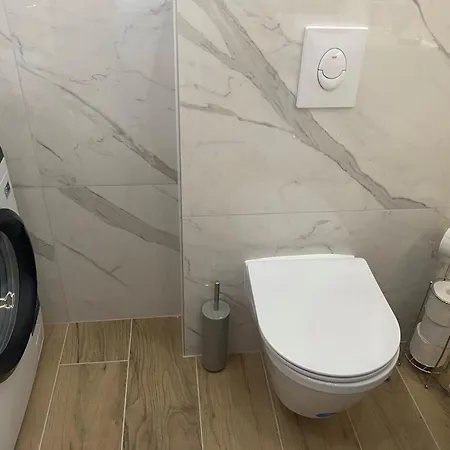 Апартаменты Roberta Pag -obiteljska Kuca Prizemnica Sa 2 Odvojena Apartmana Od Toga Jedan Moderan Luxuzniji, Pogled Na Sa Velikih Terasa, Dvosobni Паг